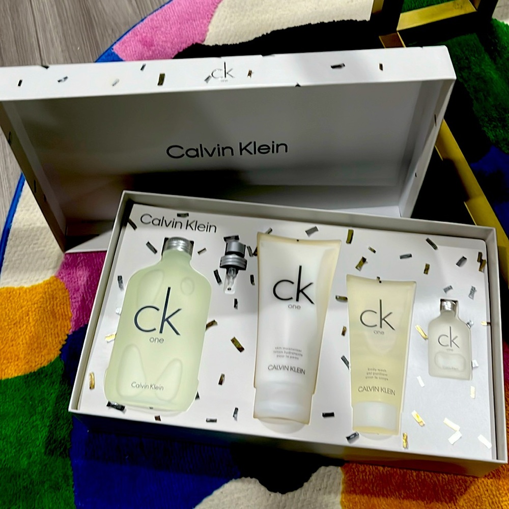 Cologne set for men 100% authentic great package and a great gift